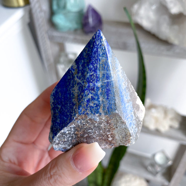 Large Lapis Lazuli Top Polish Point 