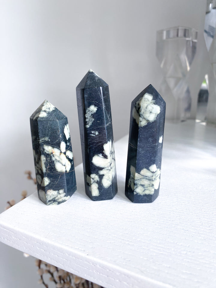 Chrysanthemum Quartz - Imperfect Tower