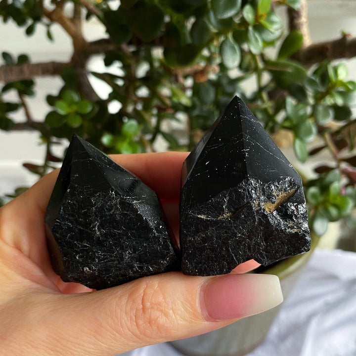 Shiny Black Tourmaline Top Polish Point