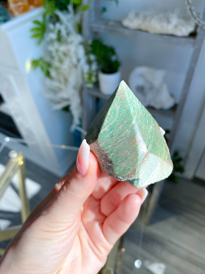 Green Aventurine Top Polish Point #10 - Get Exact Item