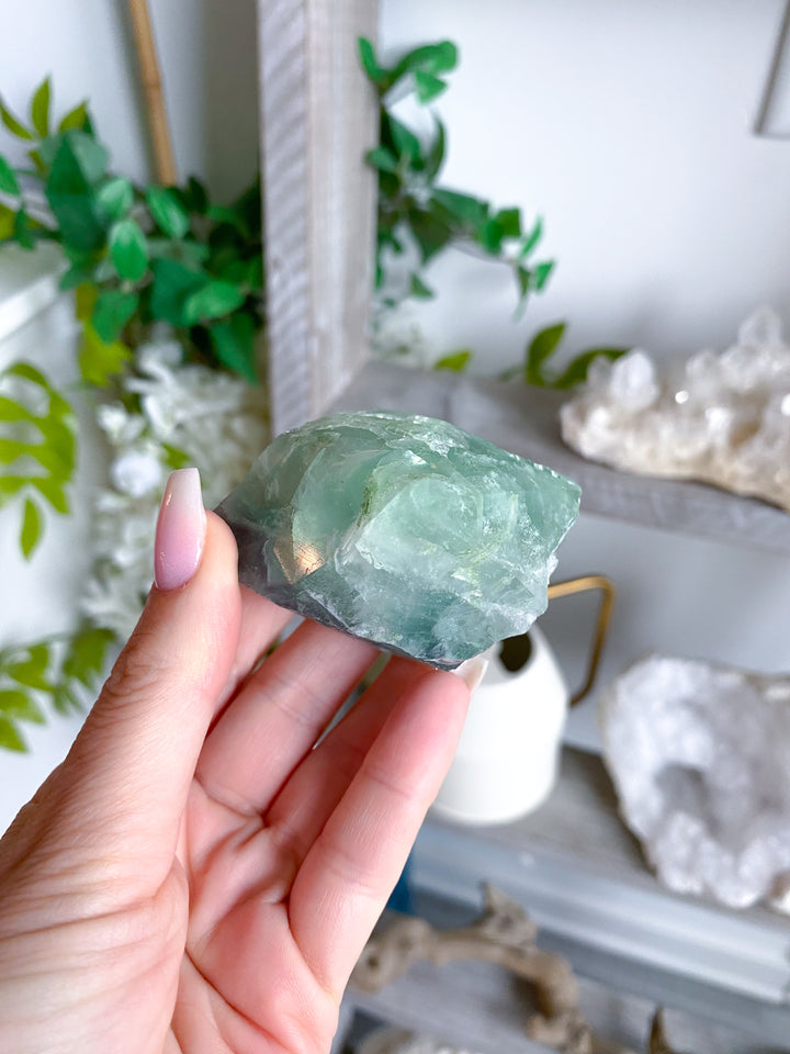 Green w/ Purple Chevron Fluorite Top Polish Point #1