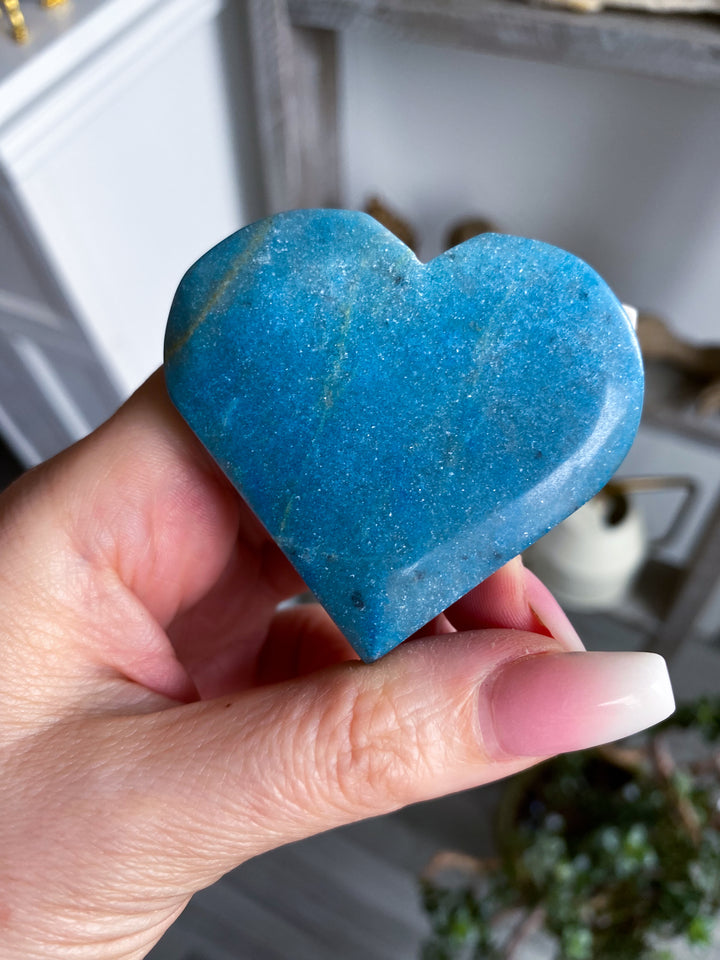 Large Trolleite Heart Carving #1