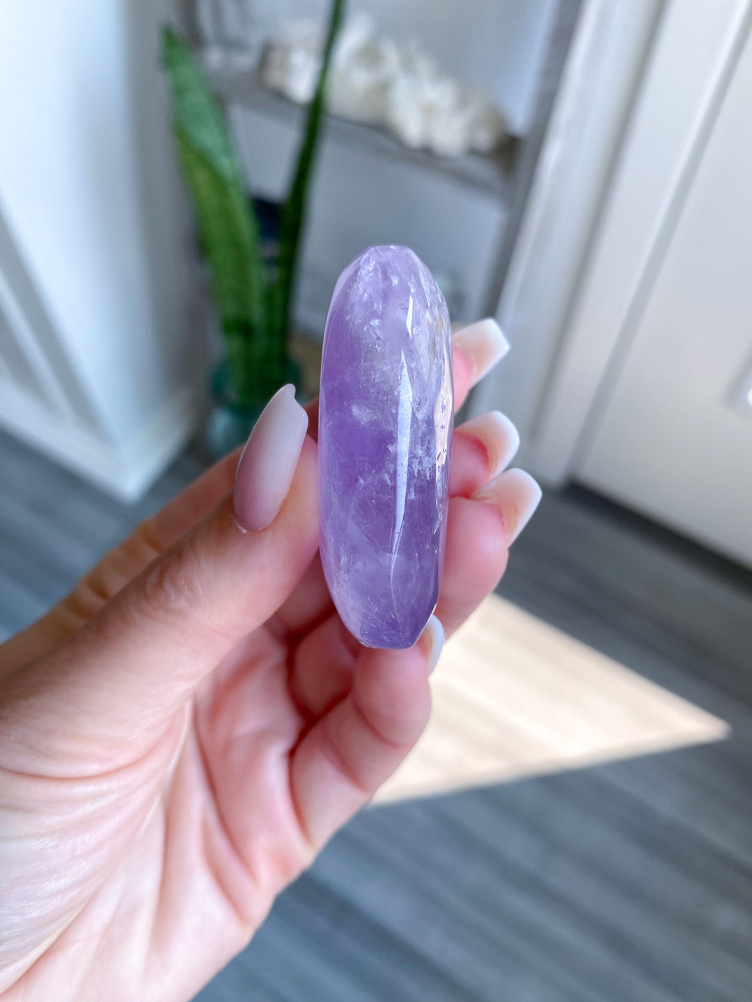 Small Amethyst Palm Stone 