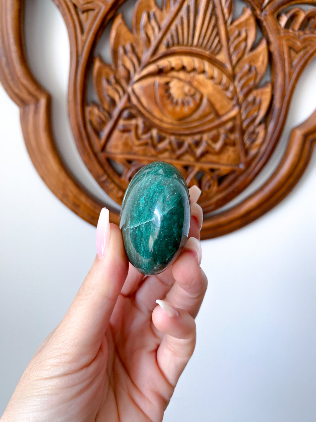 Bright Green Aventurine Palm Stone #4