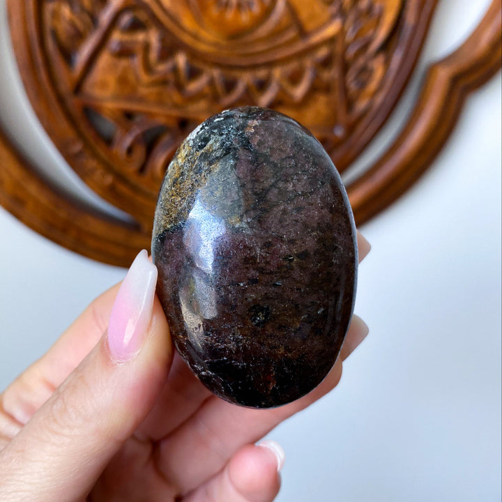 Garnet Palm Stone #1