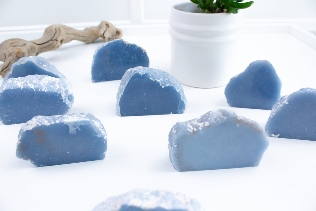 DREAMY Angelite Slice