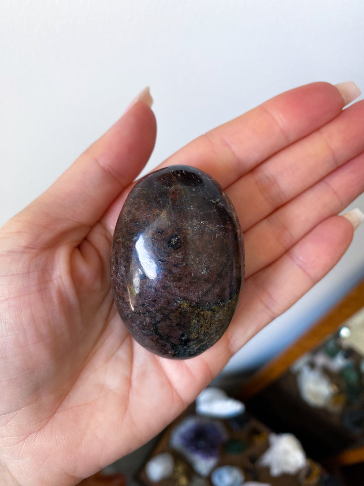 Garnet Palm Stone #1
