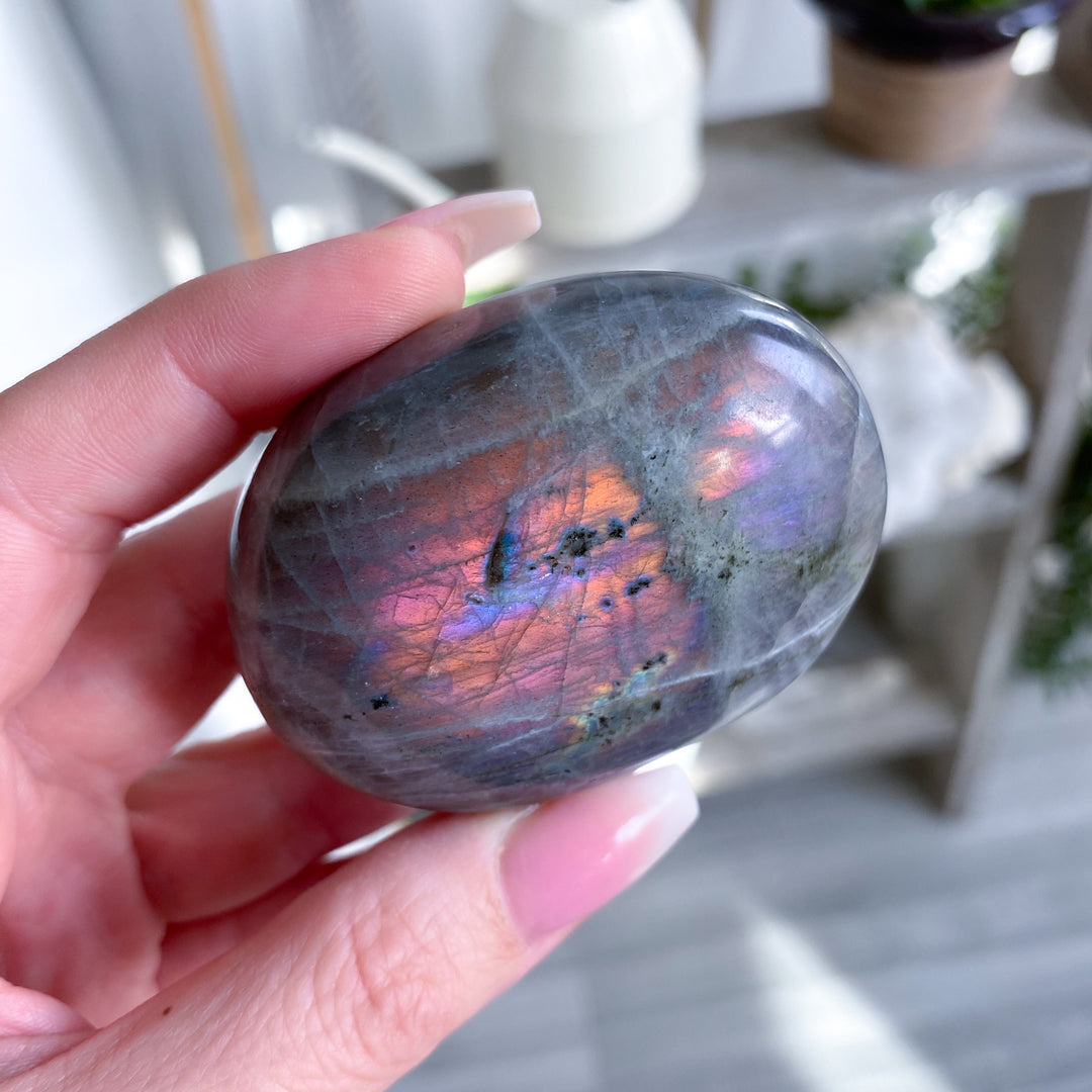 FLASHY Sunset Labradorite Palm Stone - Get Exact Stone