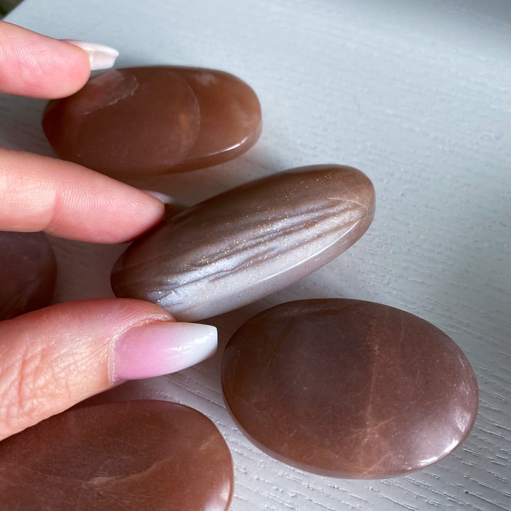 Small Flashy Peach Moonstone Palm