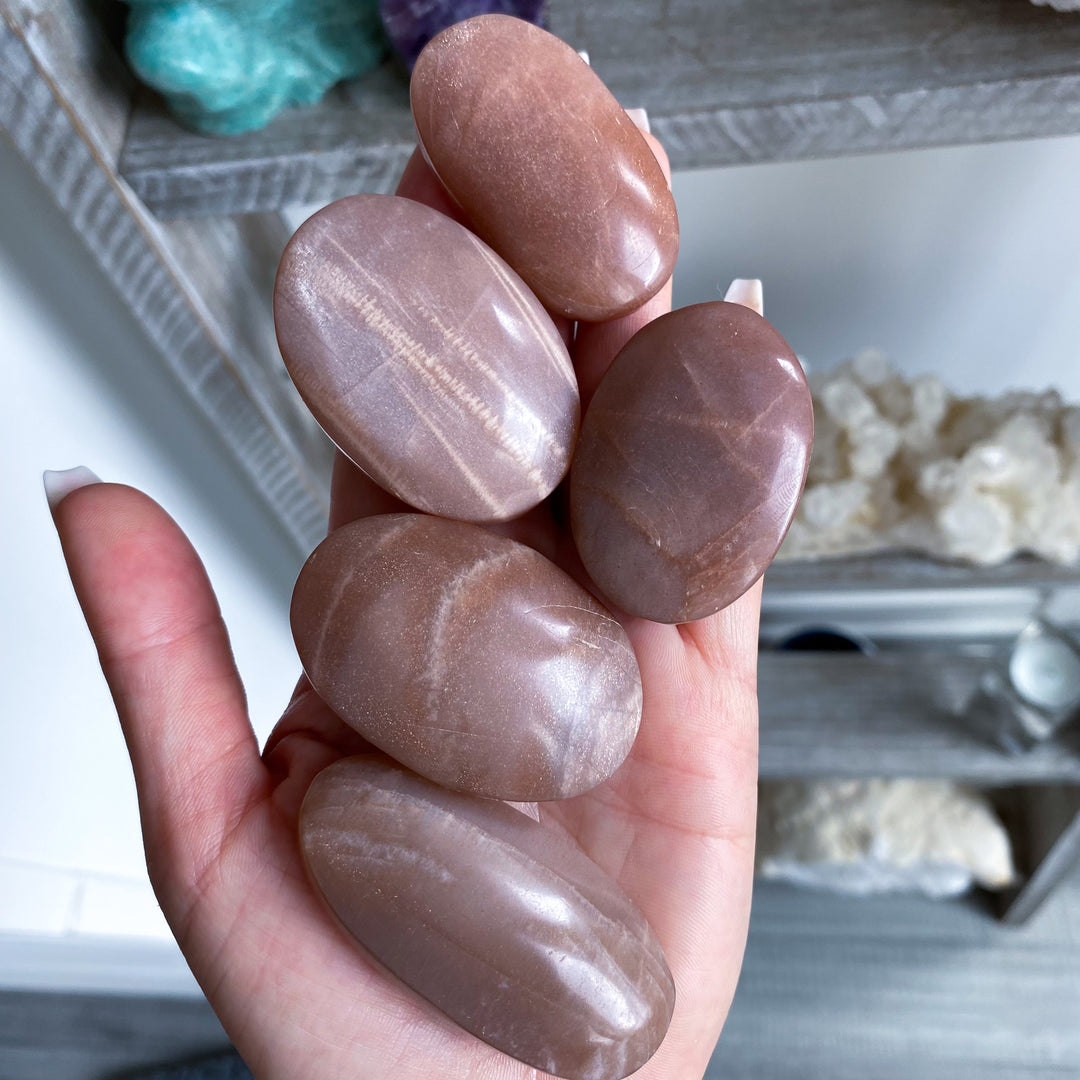 Small Flashy Peach Moonstone Palm