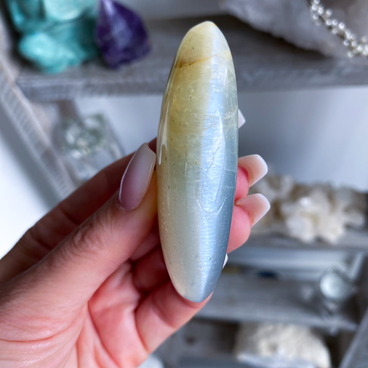 Long Moonstone Palm 