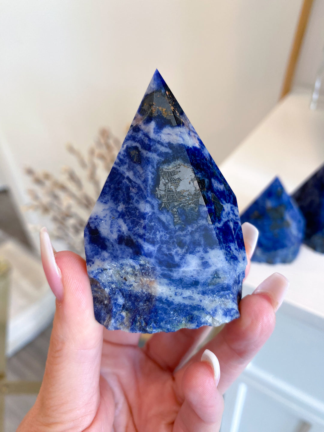 Standard Sodalite Top Polish Point