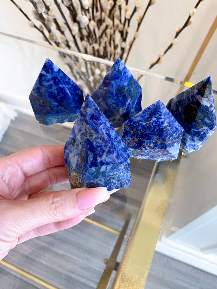 Standard Sodalite Top Polish Point