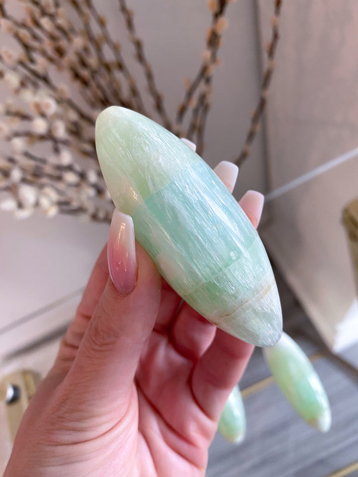 Pistachio Green Calcite Shiva