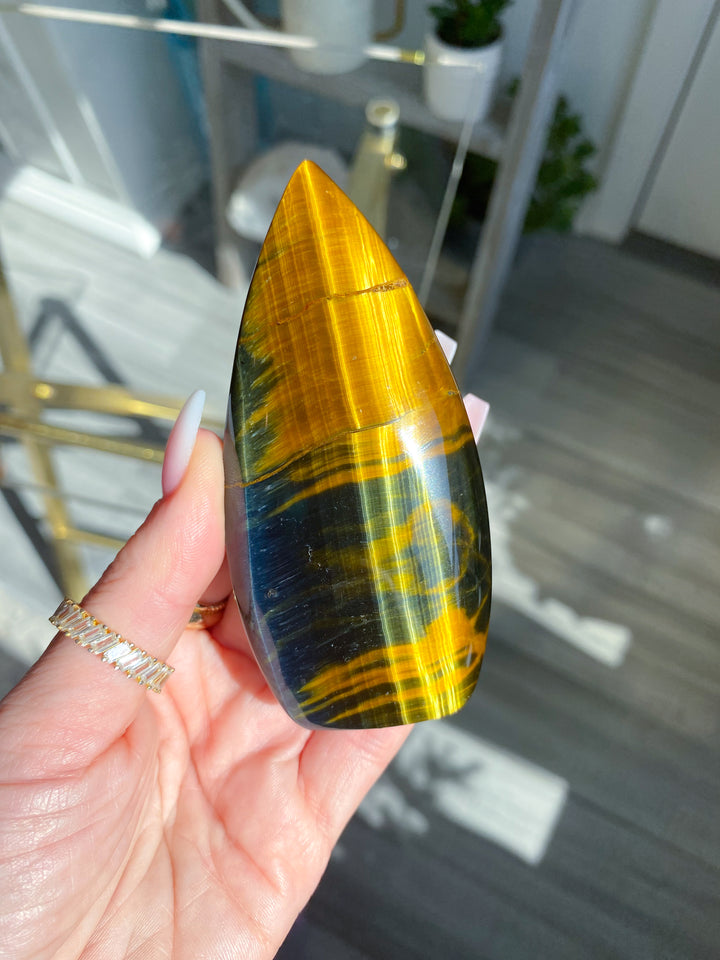 Tigers Eye Flame on Stand - Get Exact Piece