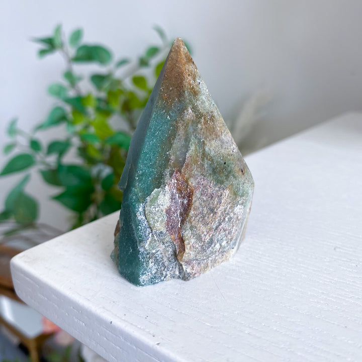 Green Aventurine Top Polish Point 