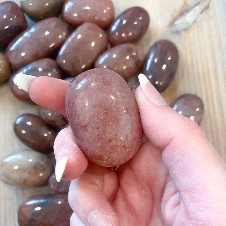 Strawberry Quartz Pebble Stone
