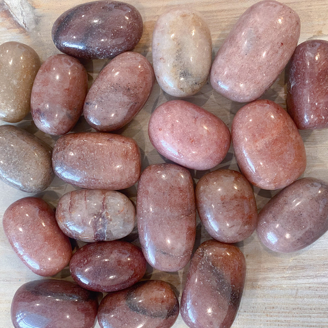 Strawberry Quartz Pebble Stone