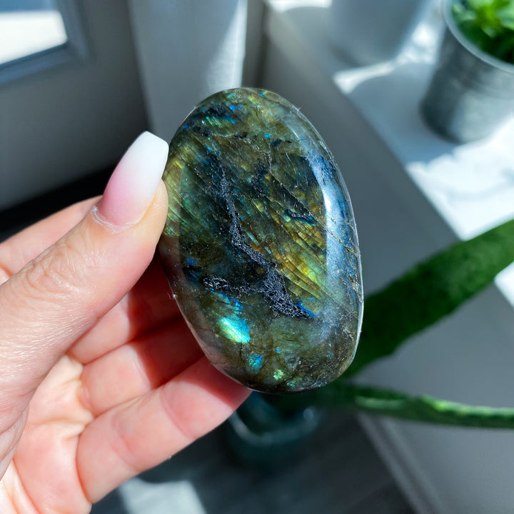 Flashy Labradorite Palm Stone 