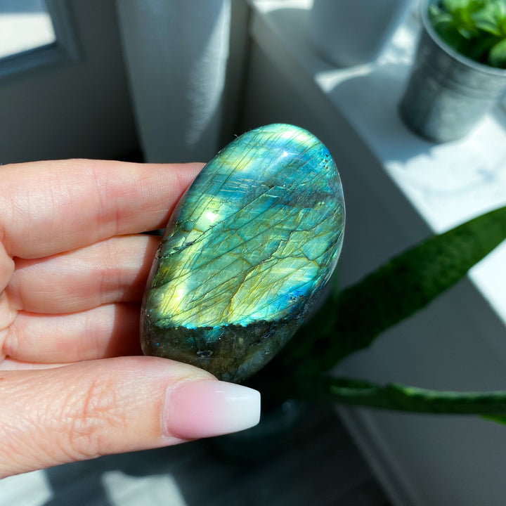 Flashy Labradorite Palm Stone 