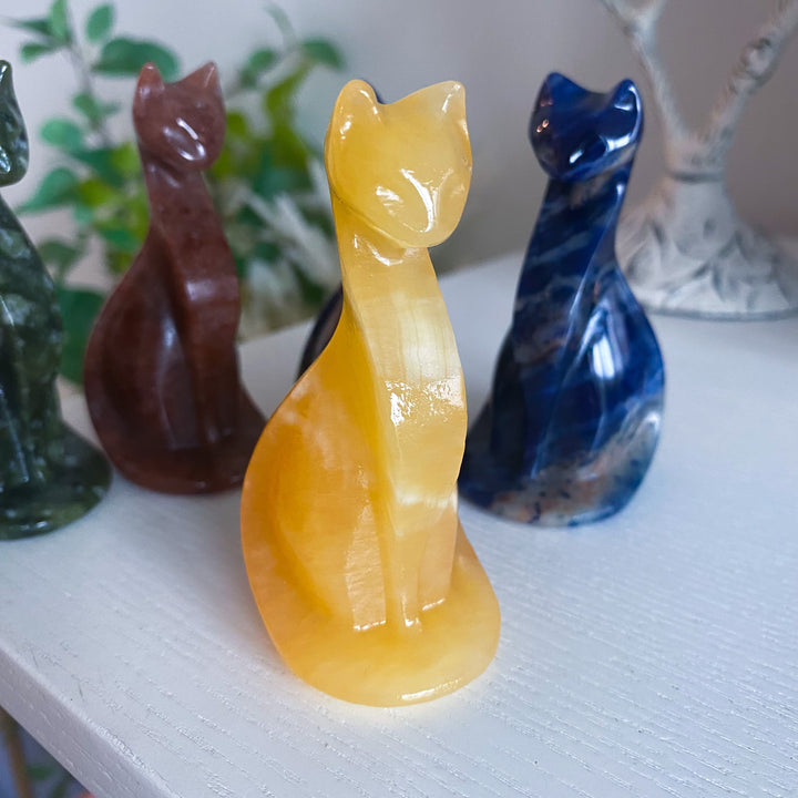 Elegant Cat Carving