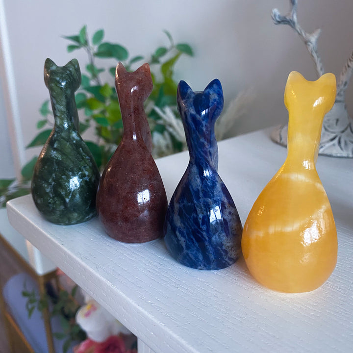Elegant Cat Carving