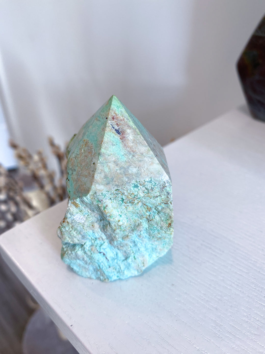 Turquoise Top Polish Point #4 - Aligns all the Chakras