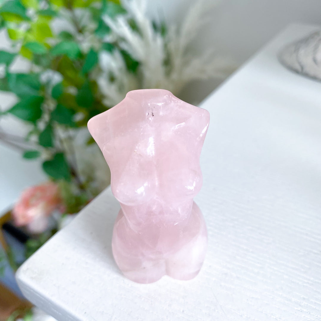 Inclusion Rose Quartz Goddess Body