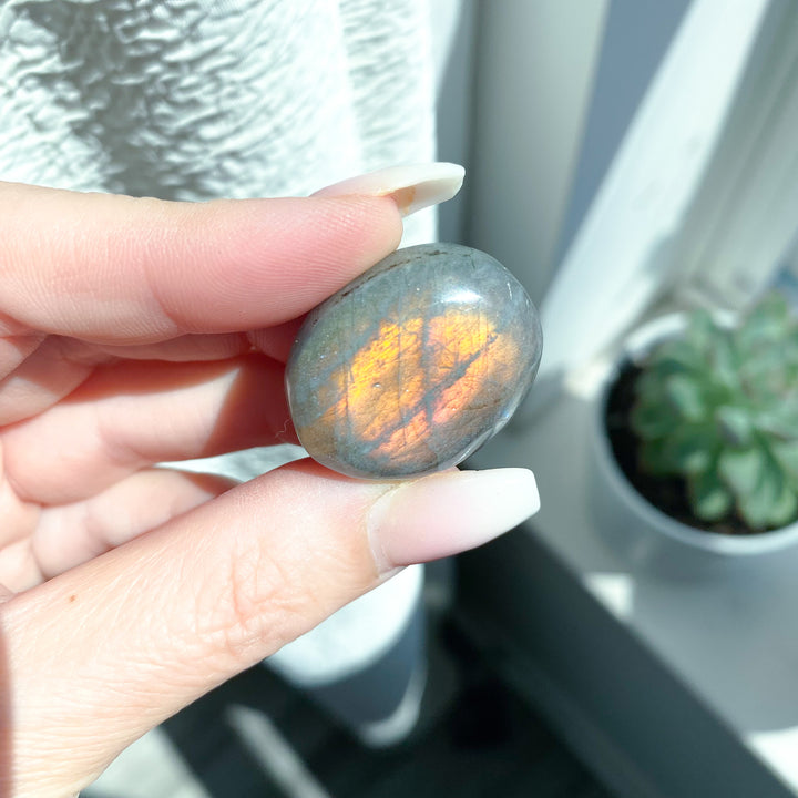Small, Flashy Sunset Labradorite Pebble Stone
