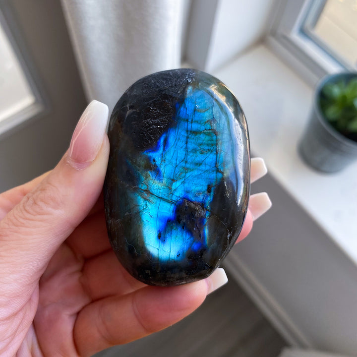 Flashy Blue Labradorite Palm Stone 