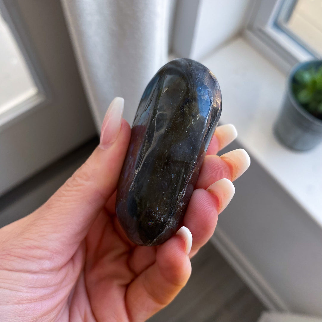 Flashy Blue Labradorite Palm Stone 
