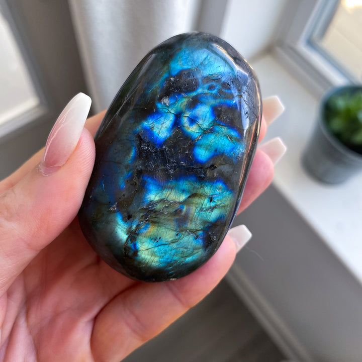 Flashy Blue Labradorite Palm Stone 