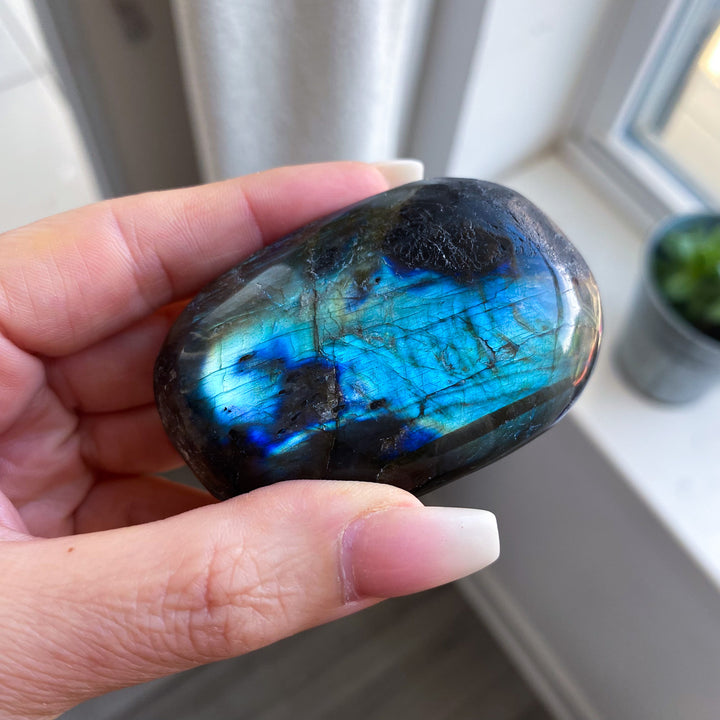 Flashy Blue Labradorite Palm Stone 