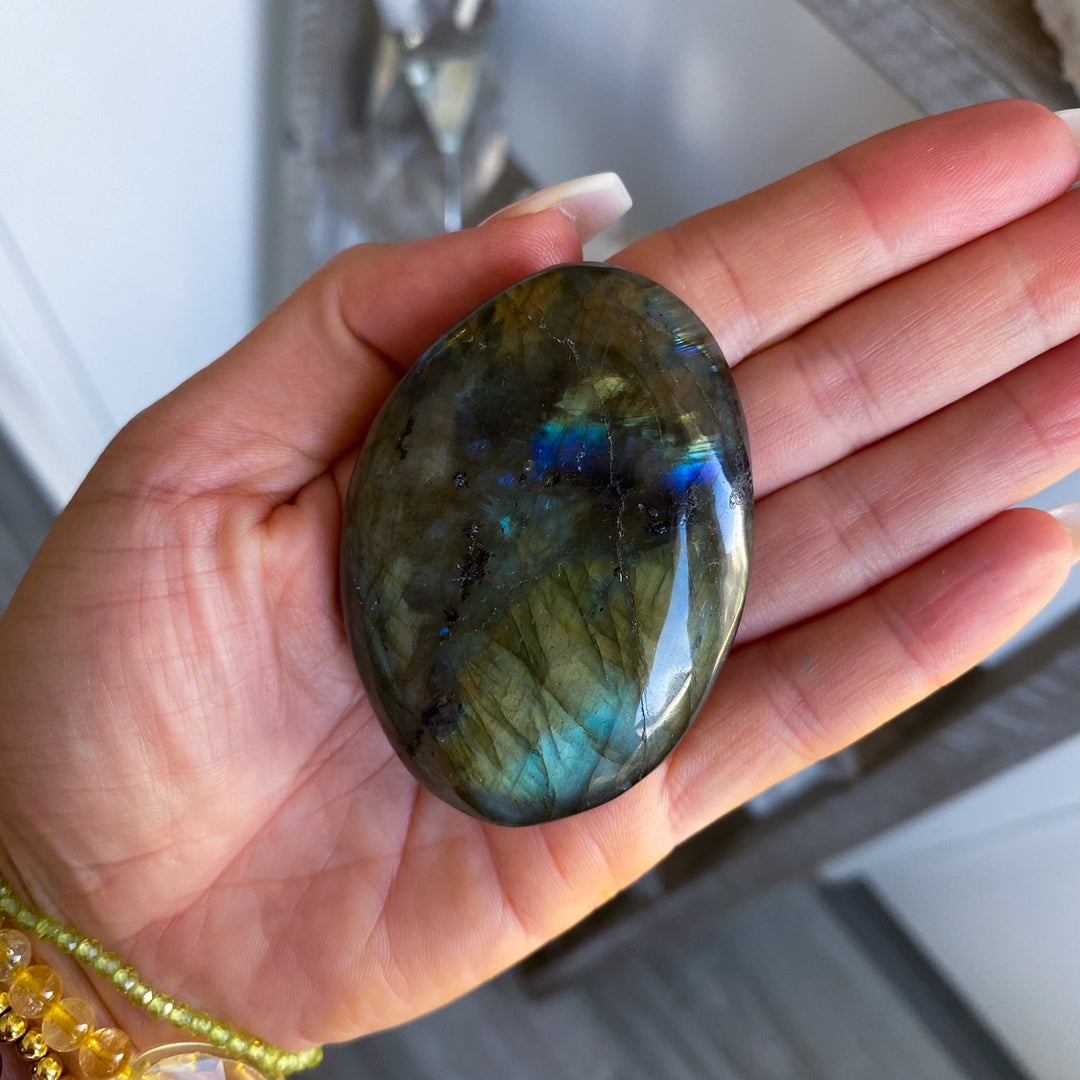 Flashy Labradorite Palm 
