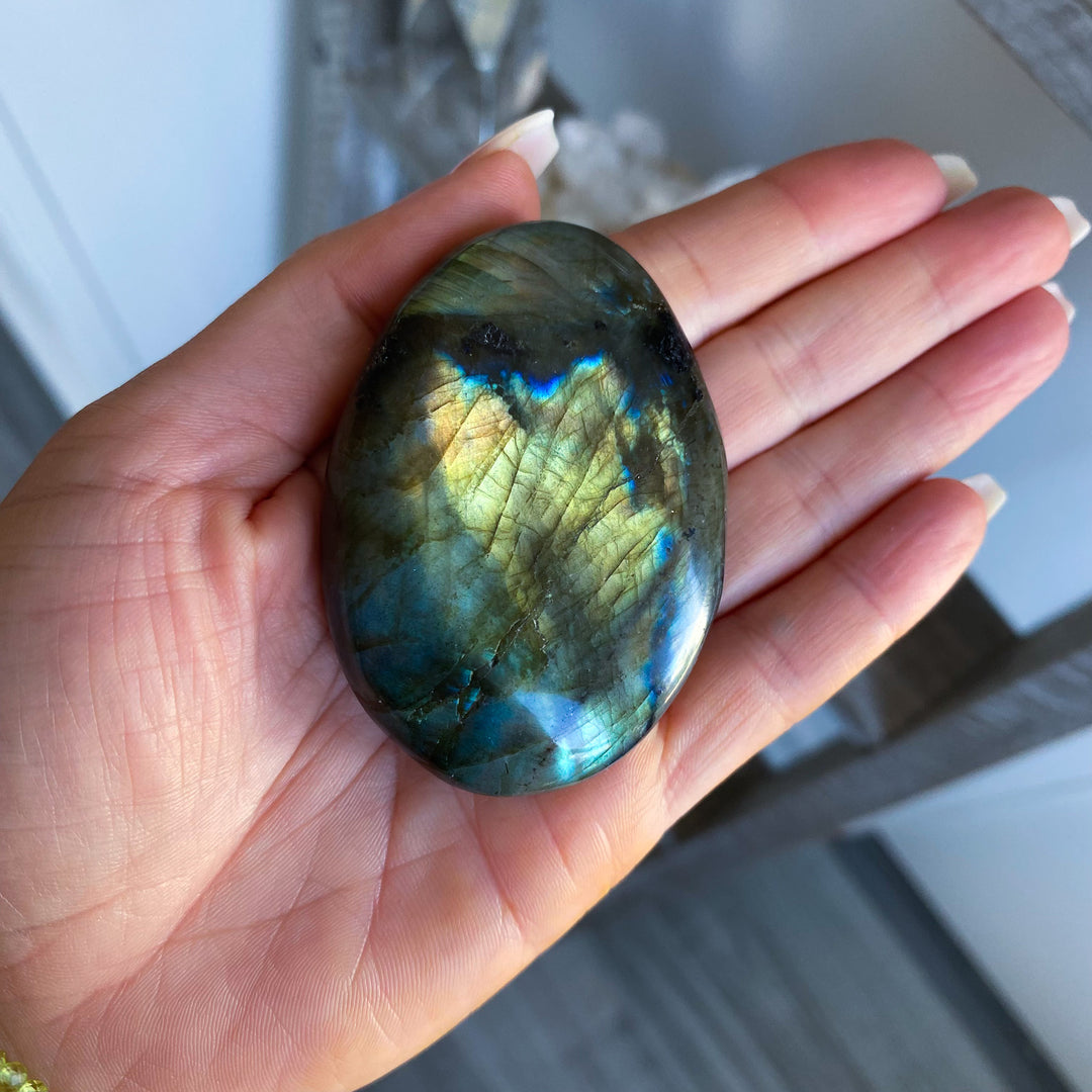 Flashy Labradorite Palm 