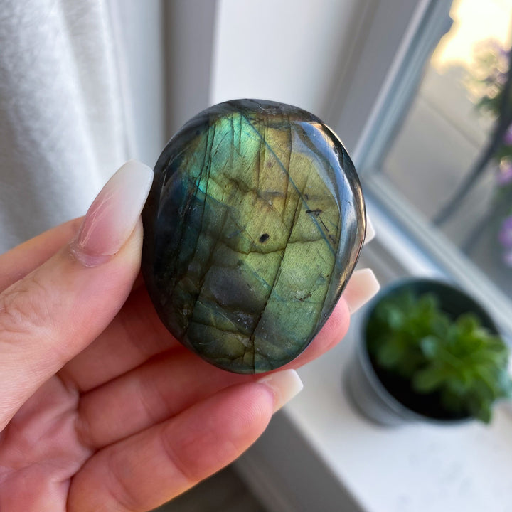 Flashy Labradorite Palm Stone 