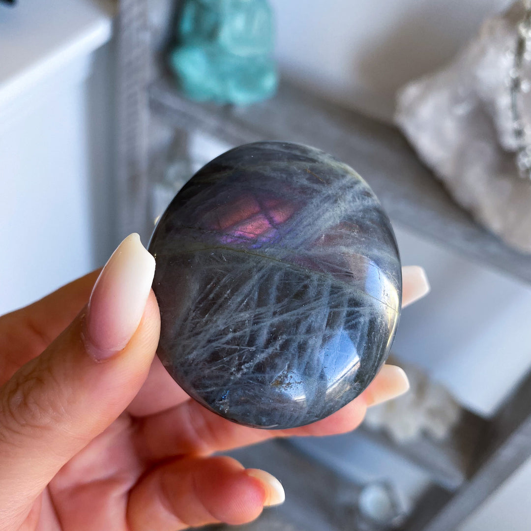 Flashy Sunset Labradorite Palm Stone 