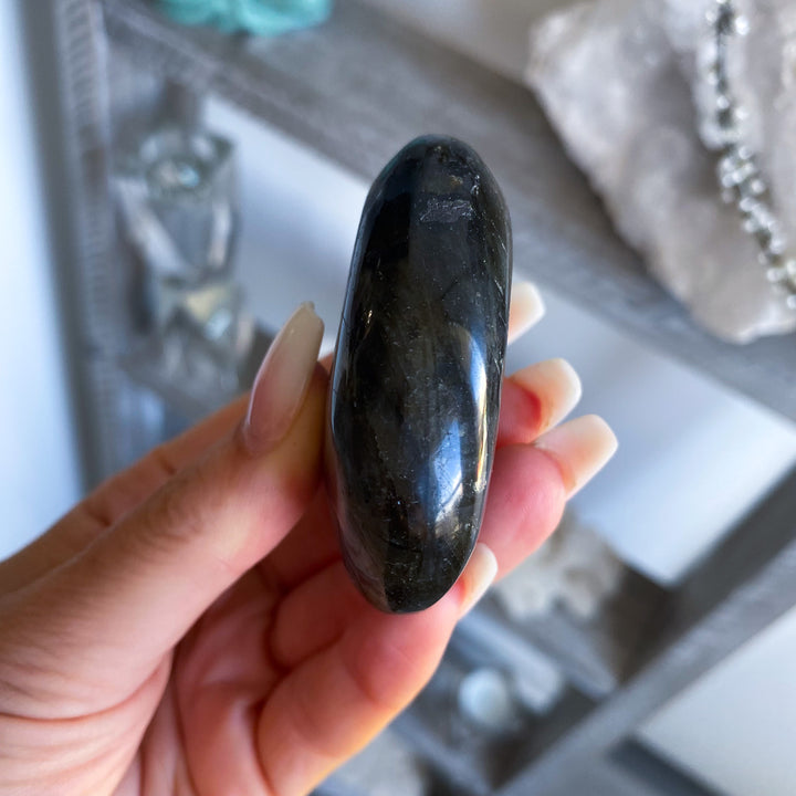 Flashy Blue Labradorite Palm Stone 