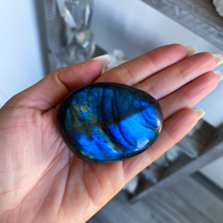 Flashy Blue Labradorite Palm Stone 