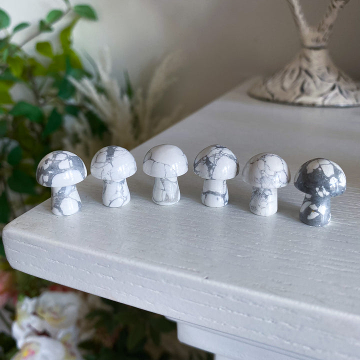 Howlite Mini Mushroom