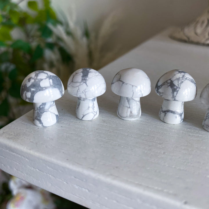 Howlite Mini Mushroom