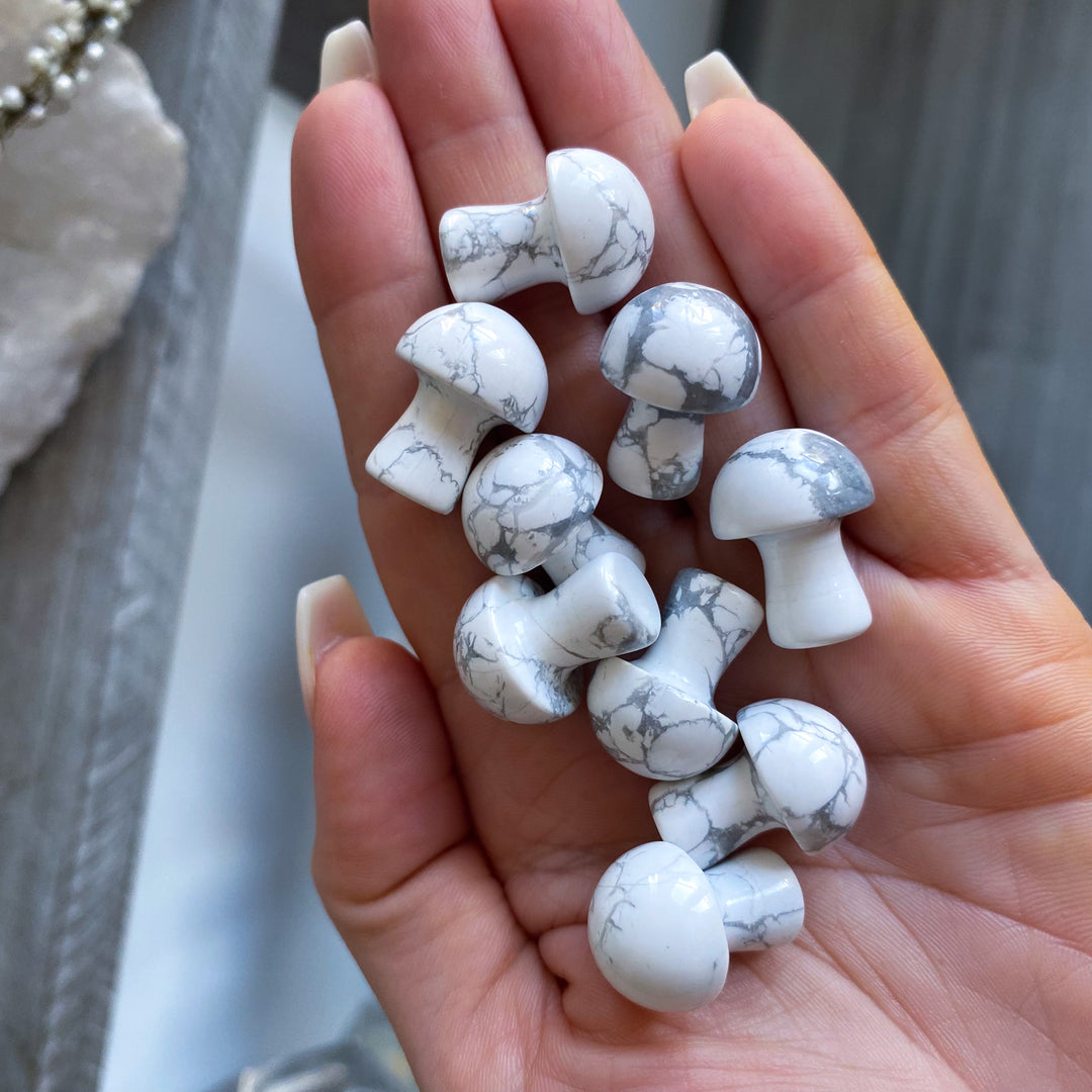 Howlite Mini Mushroom
