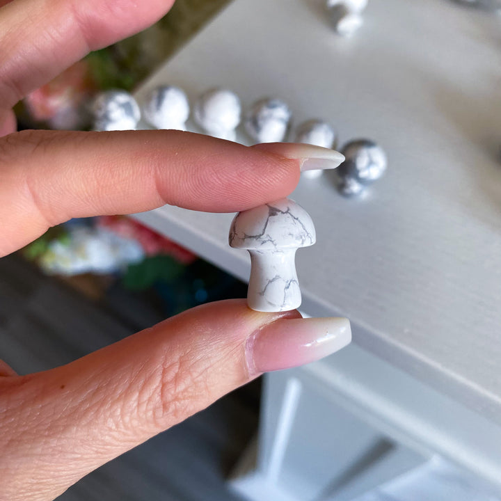 Howlite Mini Mushroom