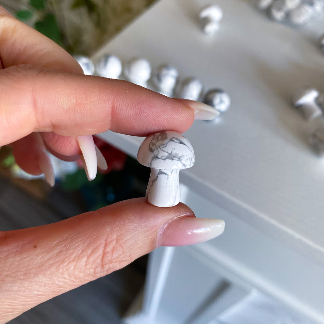 Howlite Mini Mushroom