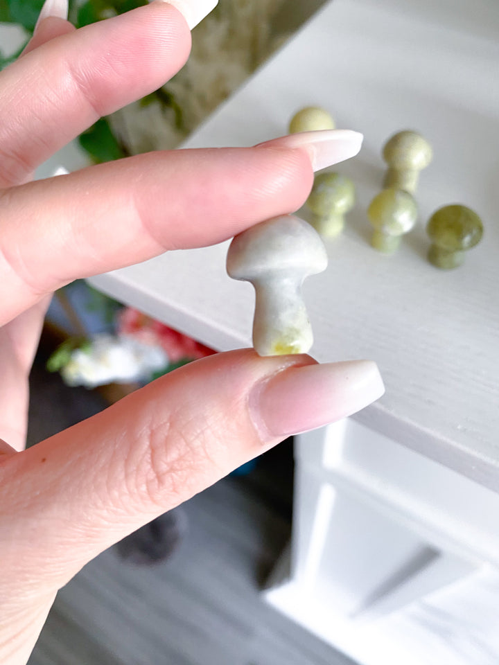 Serpentine Mini Mushroom