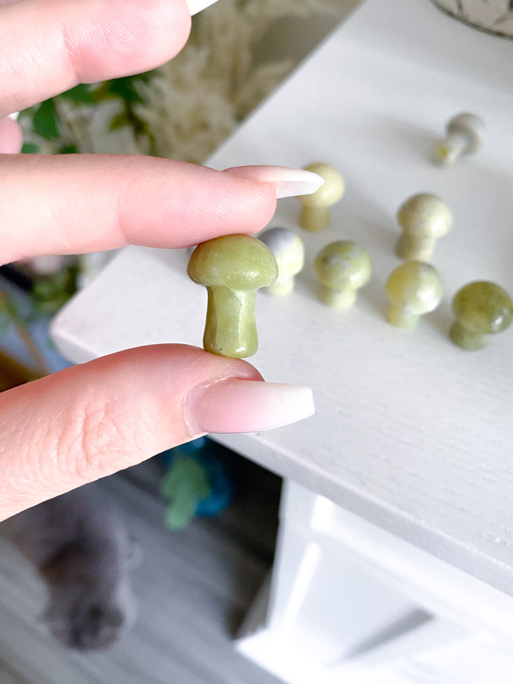 Serpentine Mini Mushroom