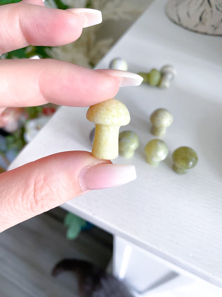 Serpentine Mini Mushroom