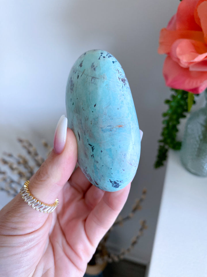 Gentle Energy Turquoise Palm Stone #3 - Chakra Alignment