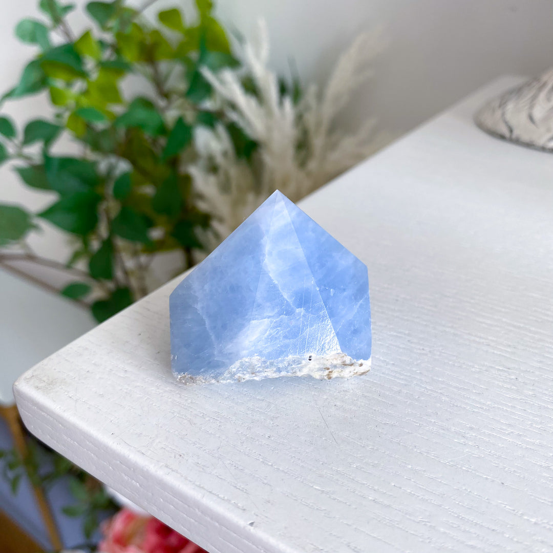 X Small Blue Calcite Top Polish 