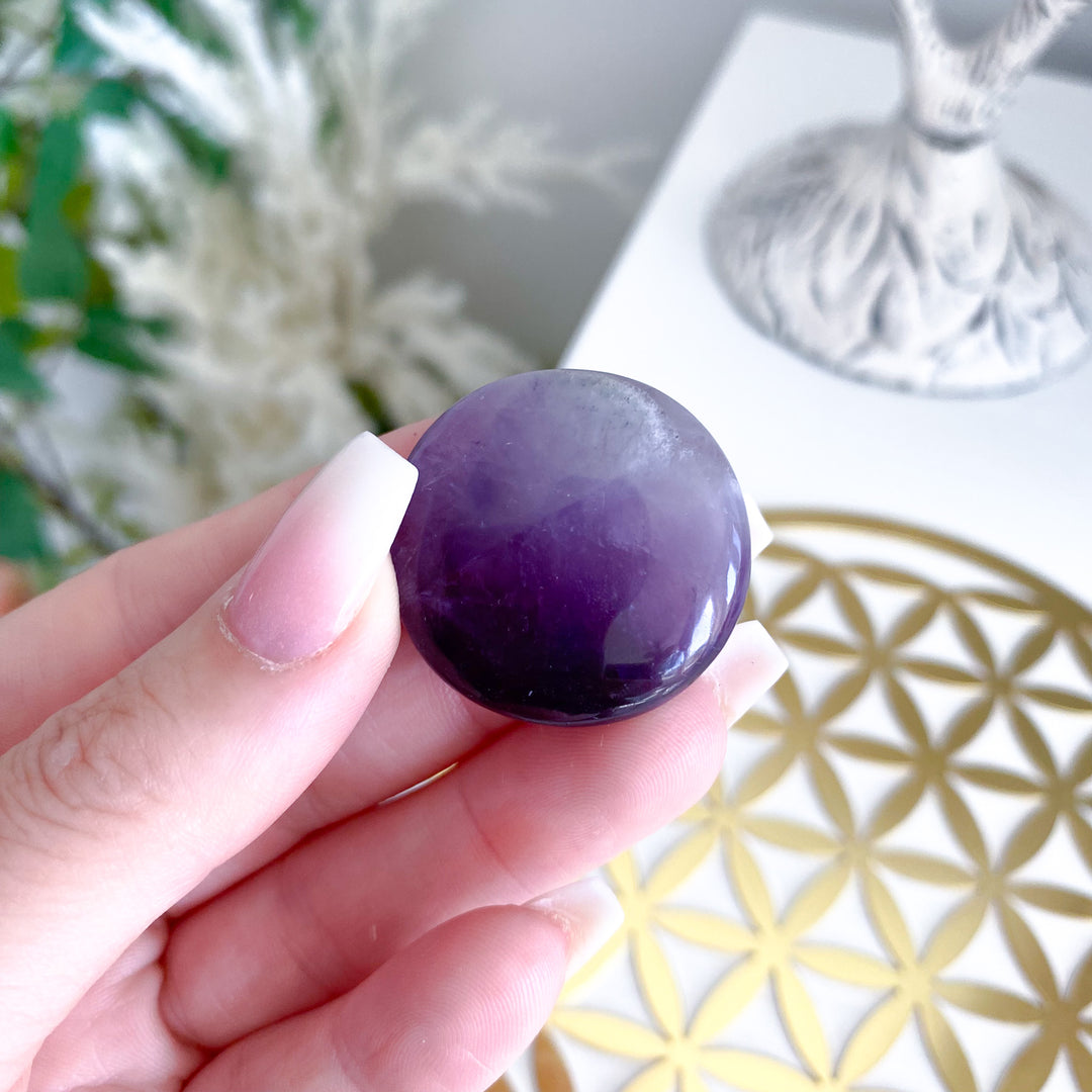 Snake Eye Amethyst Coin 